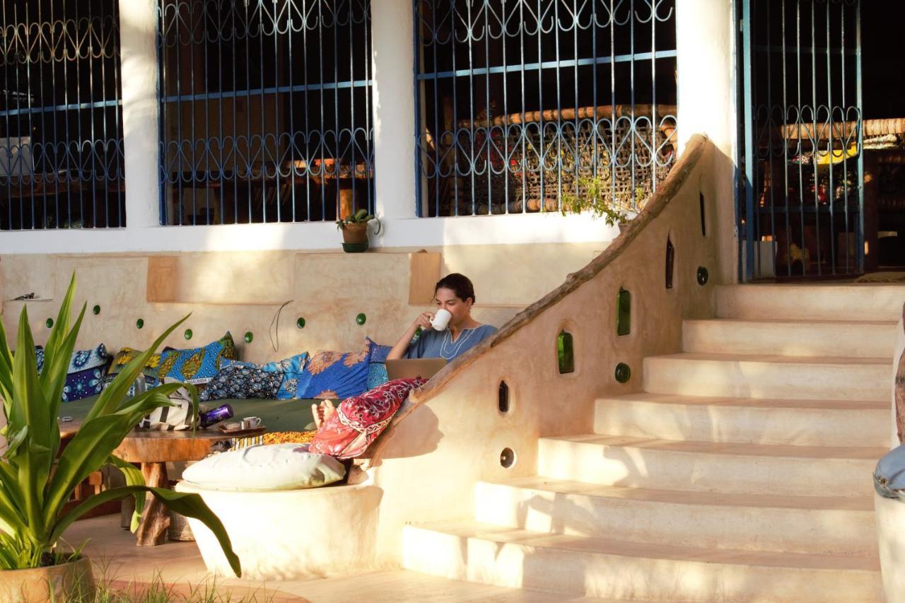 Distant Relatives Ecolodge & Backpackers Kilifi Exterior foto