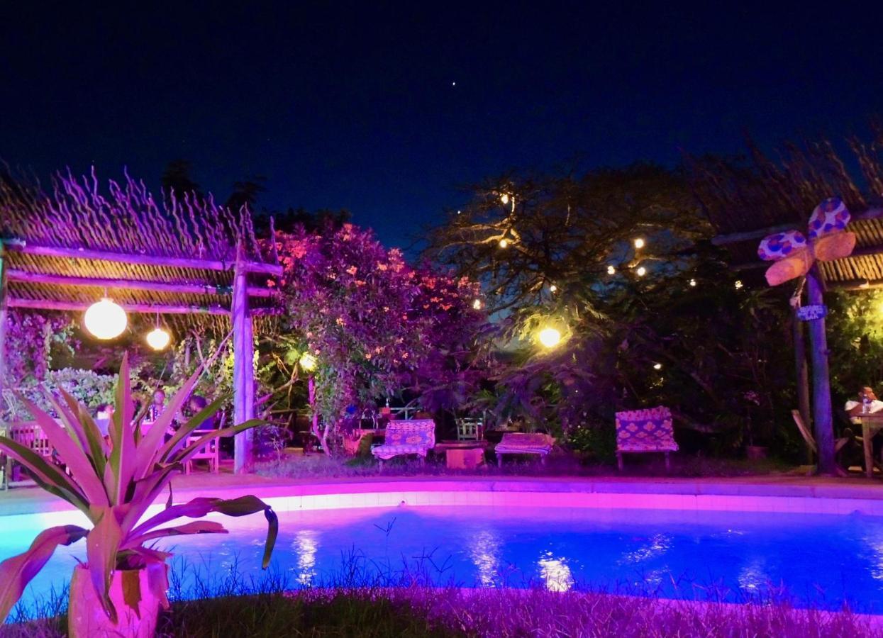 Distant Relatives Ecolodge & Backpackers Kilifi Exterior foto